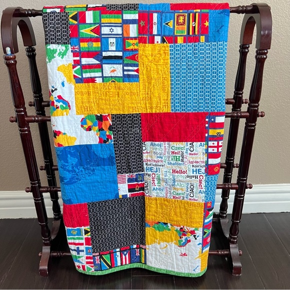 40”x53” Homemade Cotton World Flags Quilt. - Picture 9 of 9